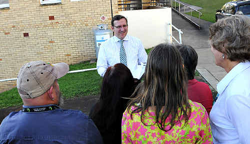 Member for Gympie David Gibson met with Gympie Hospital staff on Thursday to discuss their pay issues. Member for Gympie David Gibson met with Gympie Hospital staff on Thursday to discuss their pay issues.